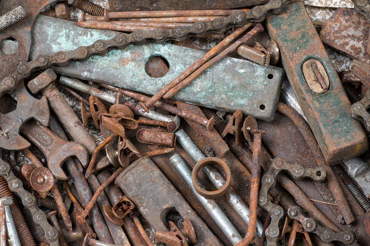 Kaip pasirinkti profesionalius nagų priežiūros įrankius: ekspertų patarimai pradedantiesiems ir patyrusiems meistrams