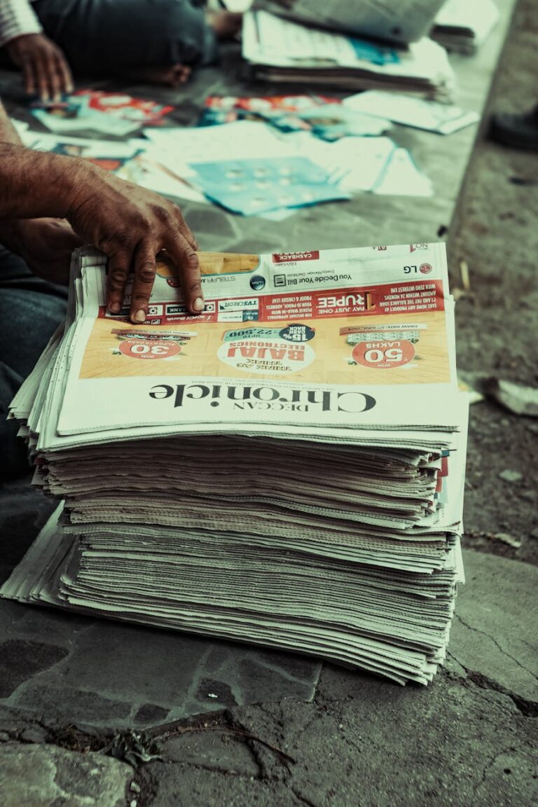 Spaudai Kaip efektyviai rašyti ir platinti pranešimus spaudai kad jie pasiektų ...